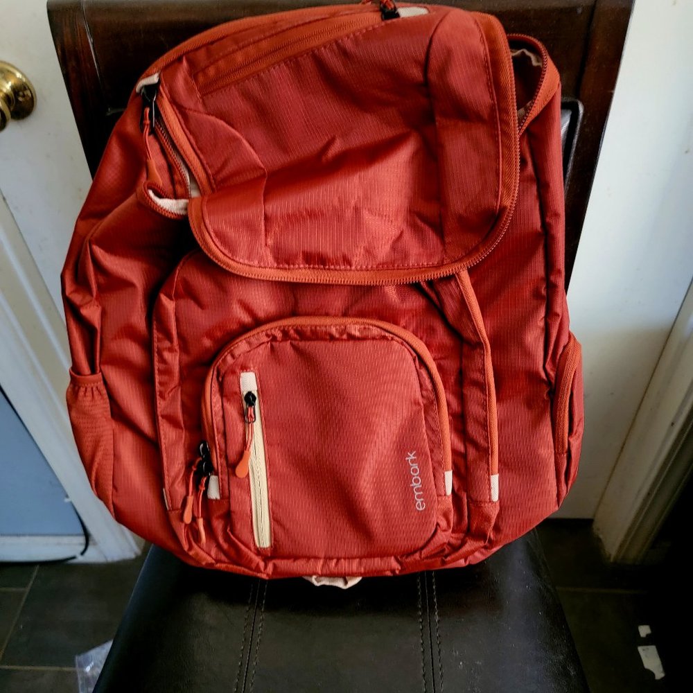 19" Jartop Laptop  Pocket Backpack - Embark